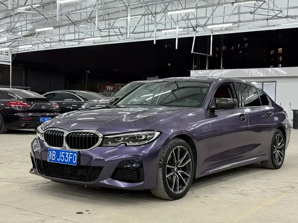 BMW 3 Series 2021 из CN, фото 1