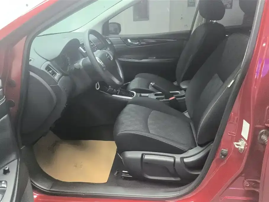 Nissan Tiida 2024 из CN, фото 9