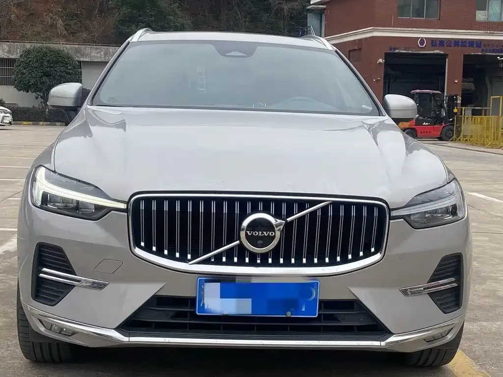 Volvo XC60 2021 из CN, фото 2