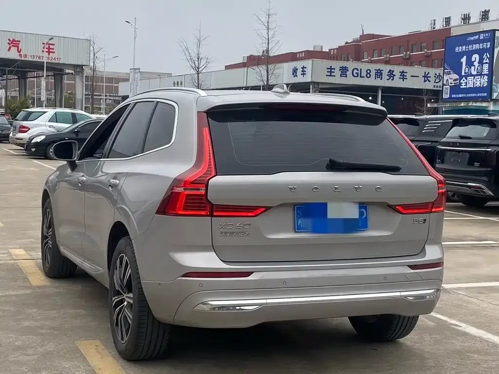 Volvo XC60 2021 из CN, фото 4