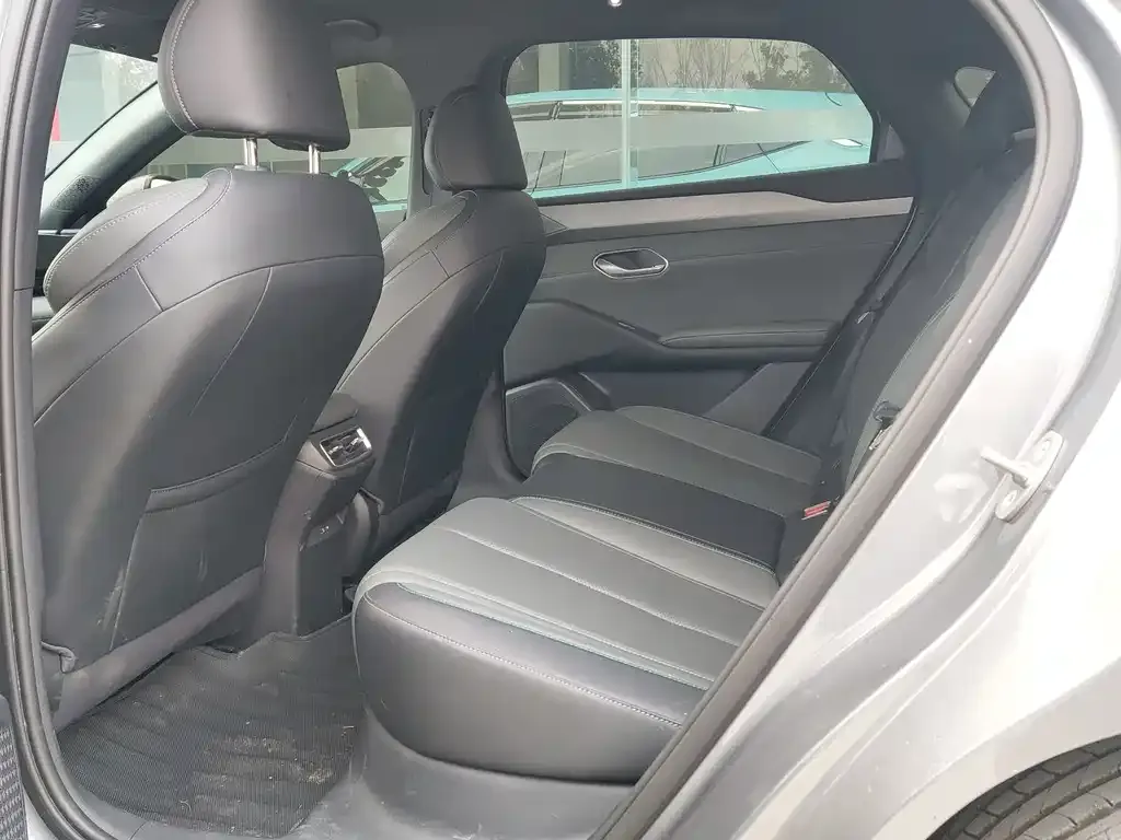BYD Qin L 2025 из CN, фото 3