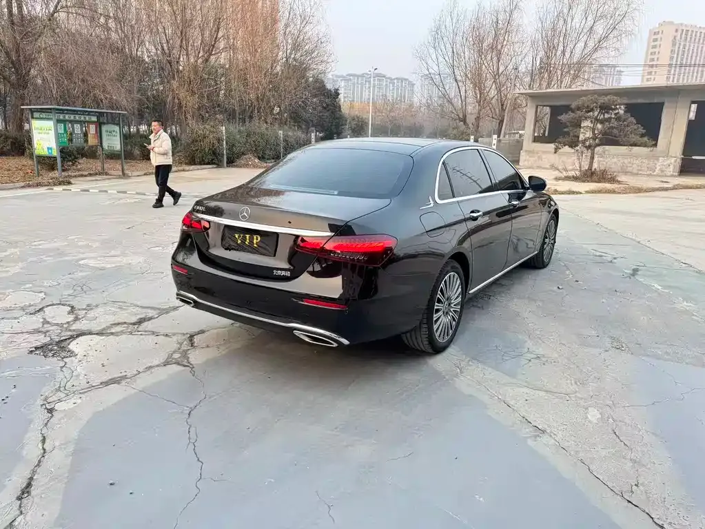 Mercedes-Benz E-Class 2024 из CN, фото 6