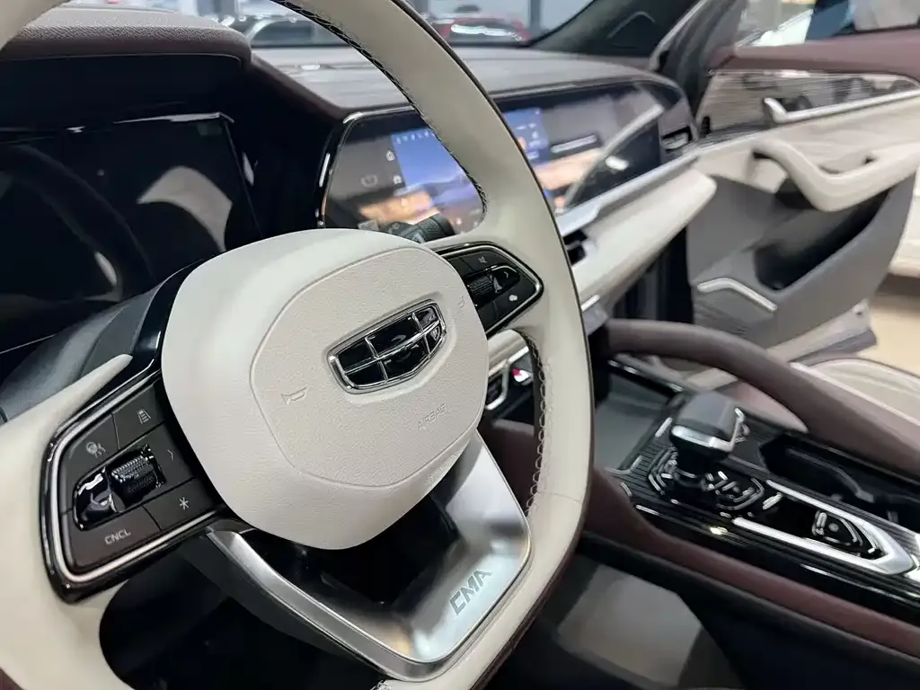 Geely Xingyue L 2023 из CN, фото 3