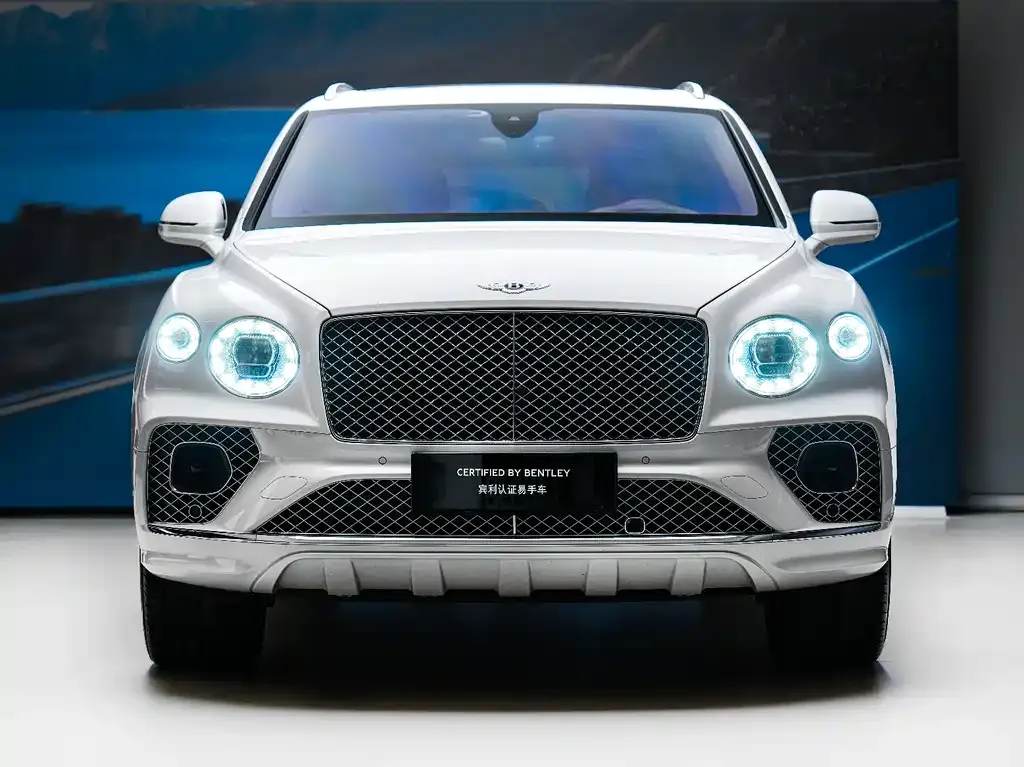Bentley Bentayga 2022 из CN, фото 1