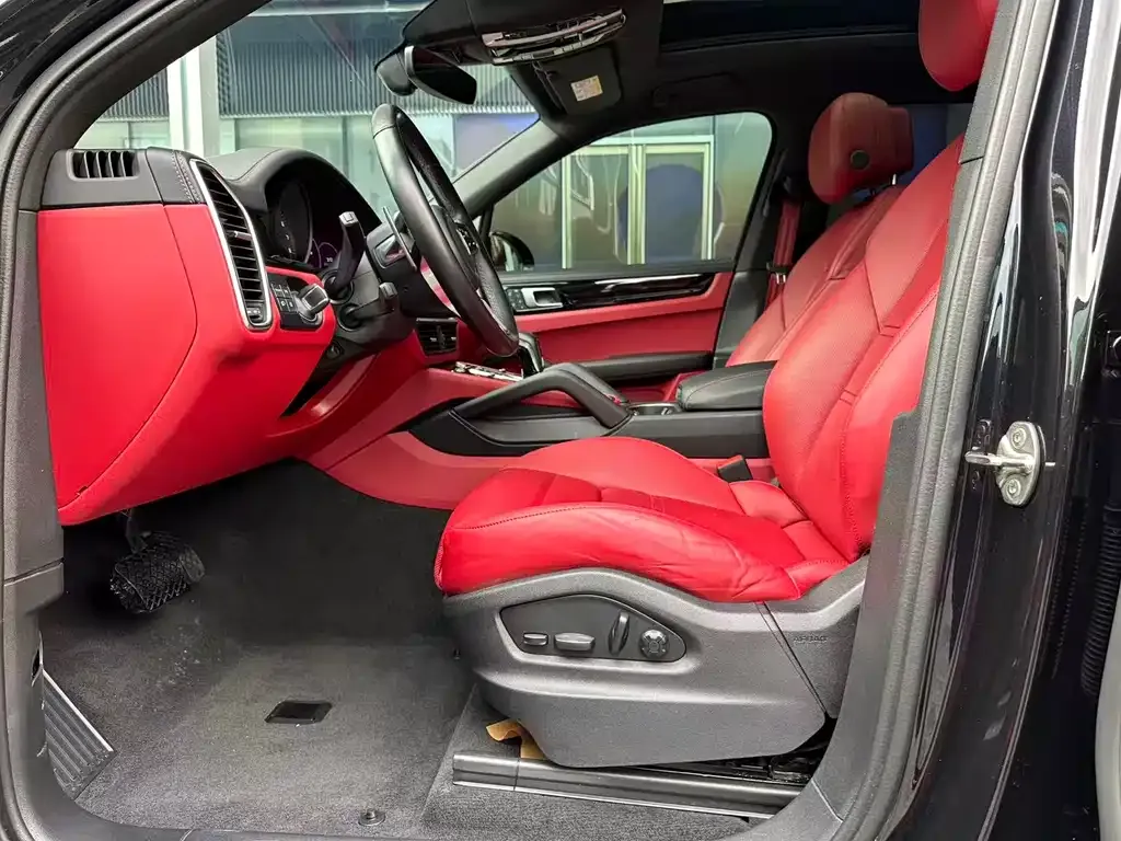 Porsche Cayenne 2022 из CN, фото 2