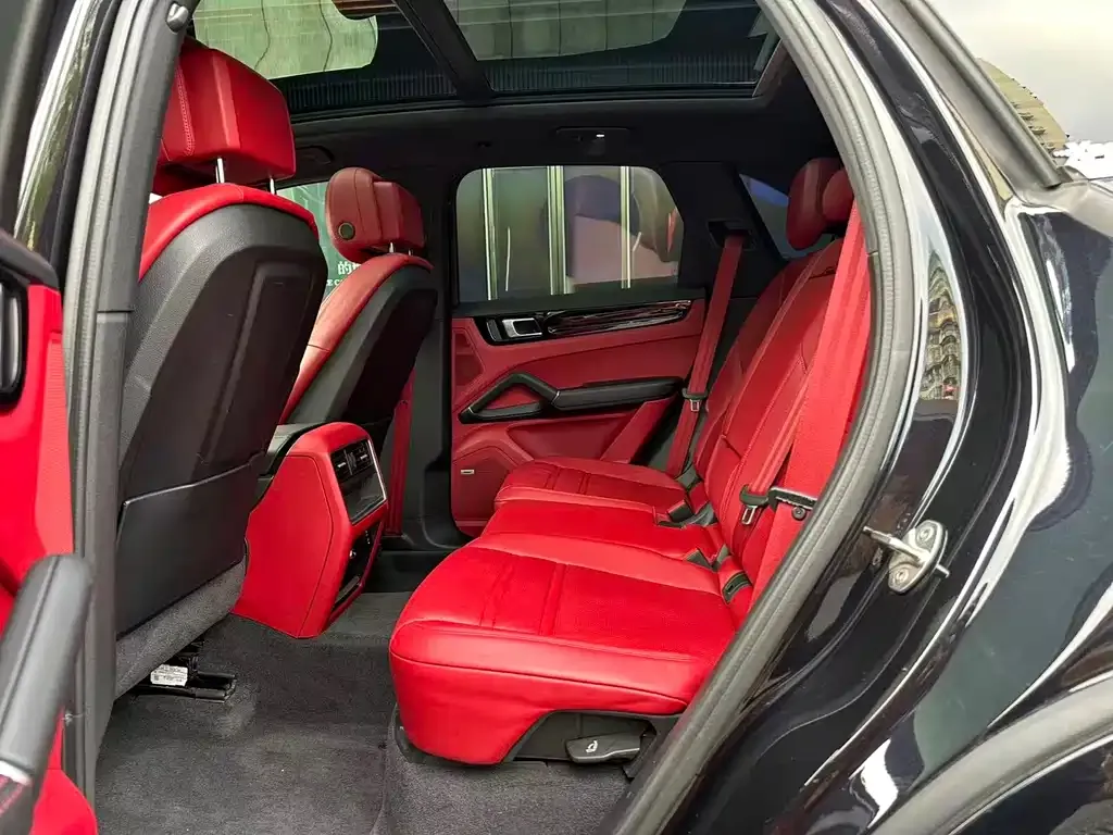 Porsche Cayenne 2022 из CN, фото 4