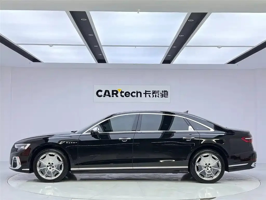 Audi A8 2024 из CN, фото 4