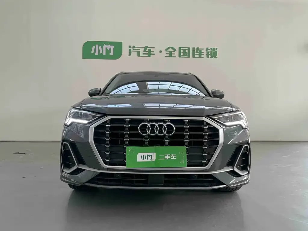 Audi Q3 2023 из CN, фото 3