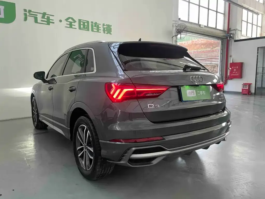 Audi Q3 2023 из CN, фото 8