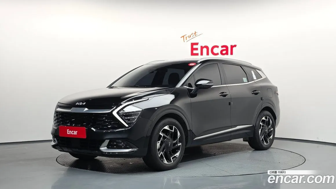 Kia Sportage — фото 1