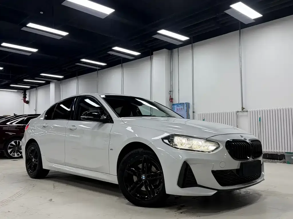 BMW 1 Series 2022 из CN, фото 5