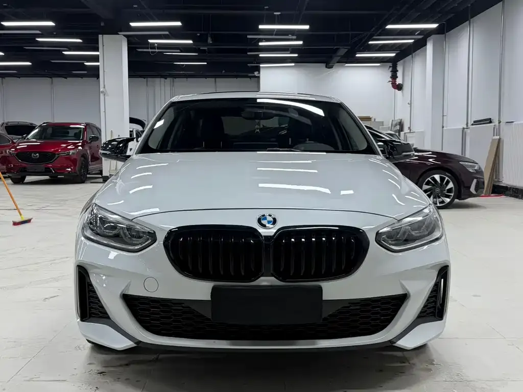 BMW 1 Series 2022 из CN, фото 9