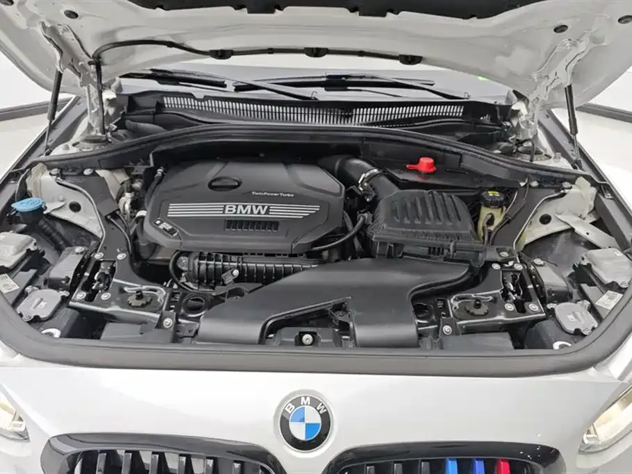 BMW 1 Series 2021 из CN, фото 8