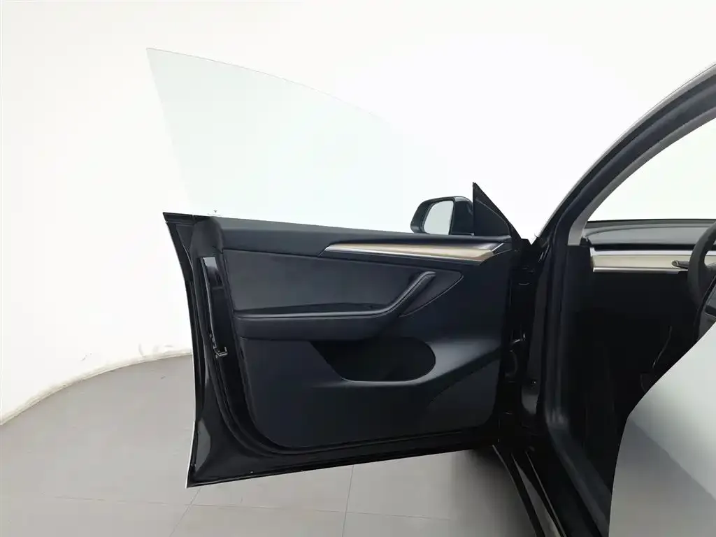 Tesla Model Y 2022 из CN, фото 5
