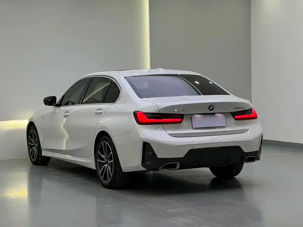 BMW 3 Series 2023 из CN, фото 4