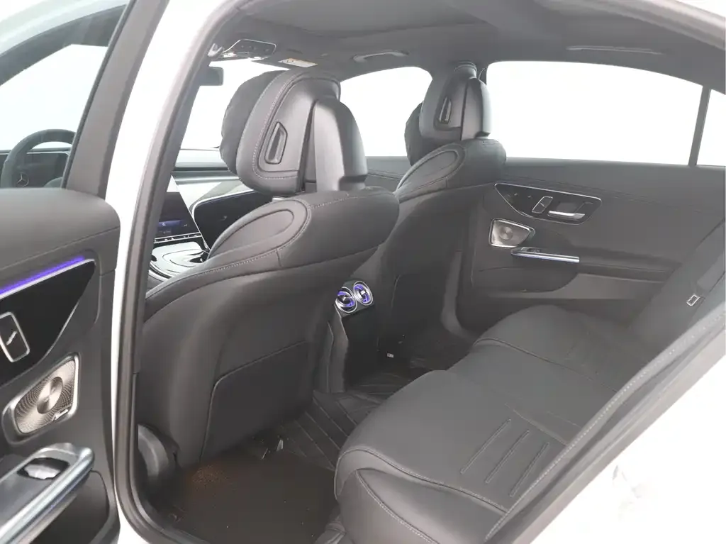 Mercedes-Benz C-Class 2024 из CN, фото 4