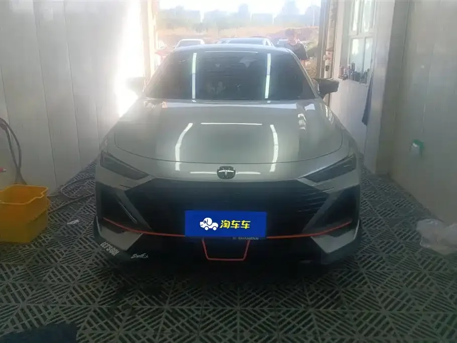 Changan UNI-V 2023 из CN, фото 2