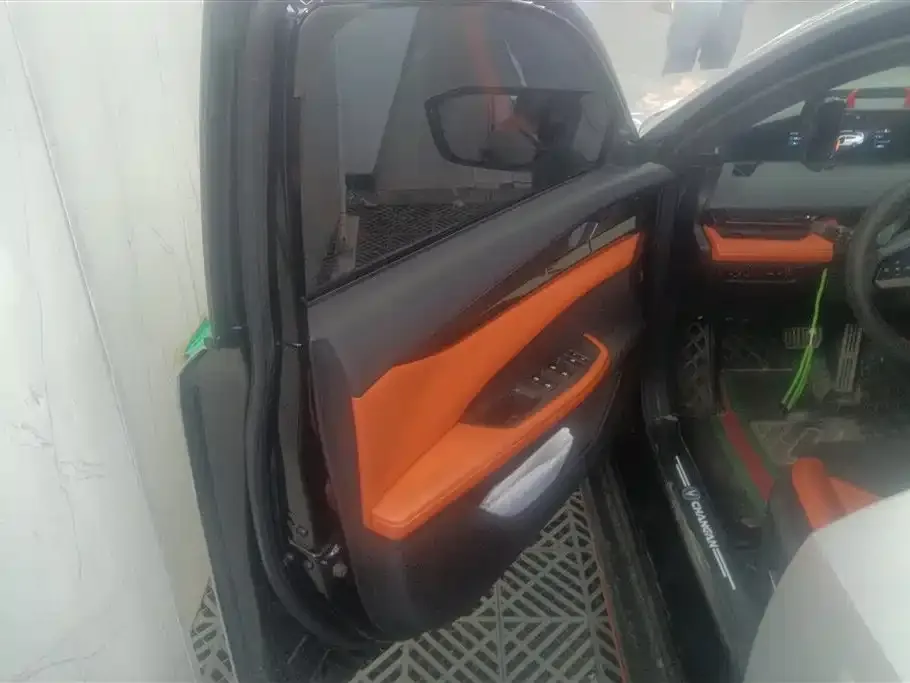 Changan UNI-V 2023 из CN, фото 4