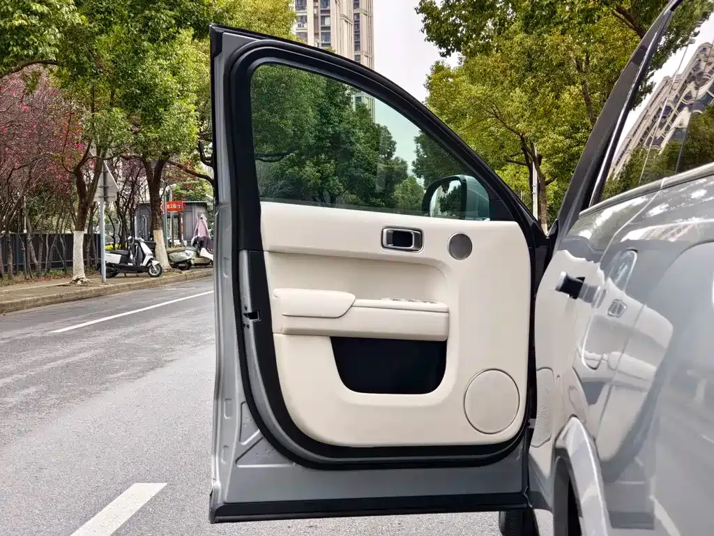 Li Auto L8 2024 из CN, фото 9