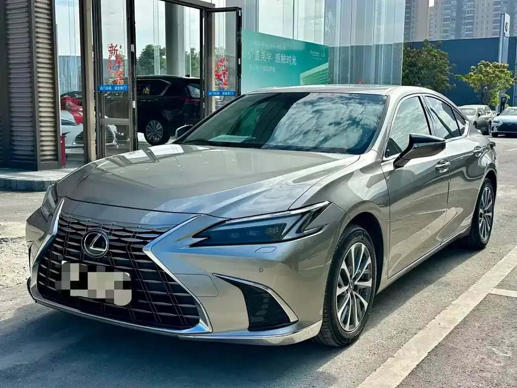 Lexus ES 2025 из CN, фото 1