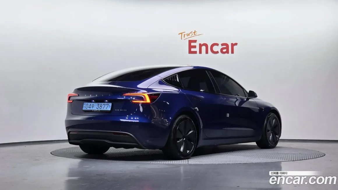Tesla Model 3 2024 из KR, фото 3