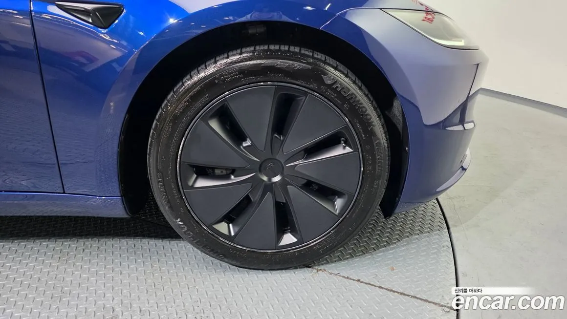 Tesla Model 3 2024 из KR, фото 5