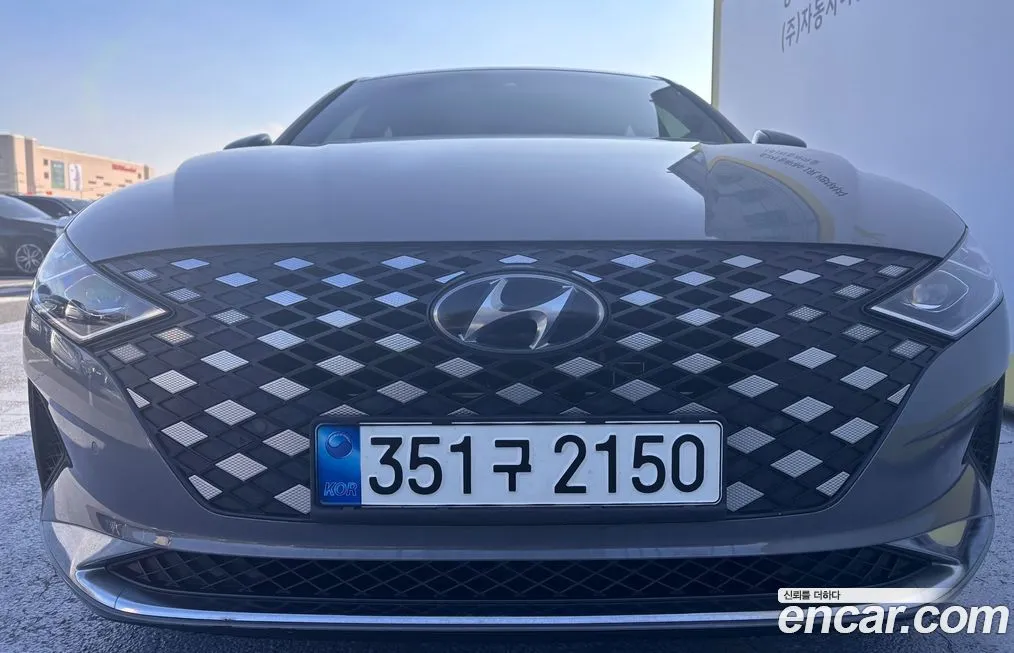 Hyundai Grandeur 2022 из KR, фото 2