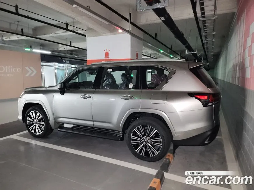Lexus LX 2026 из KR, фото 2