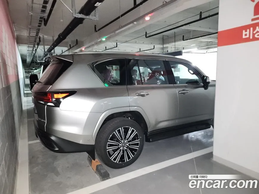 Lexus LX 2026 из KR, фото 3