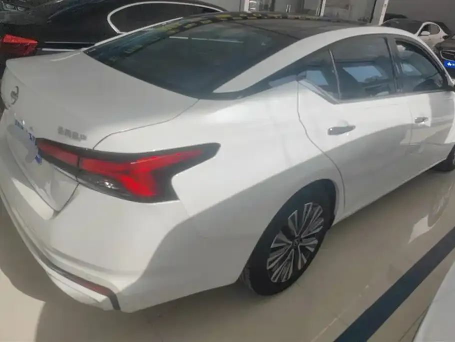 Nissan Teana 2023 из CN, фото 3
