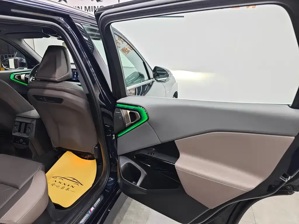 BMW X3 2025 из CN, фото 10