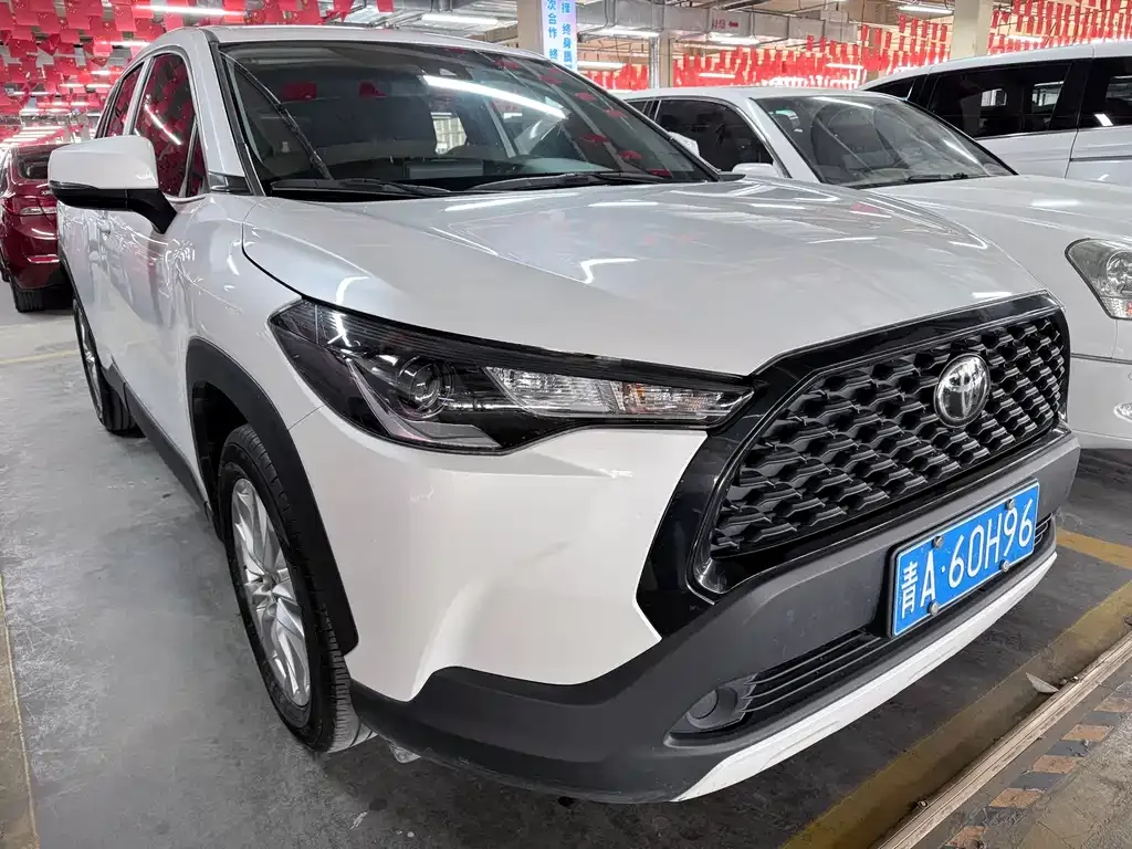 Toyota Corolla Cross 2022 из CN, фото 9