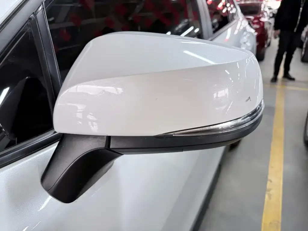 Toyota Corolla Cross 2022 из CN, фото 5