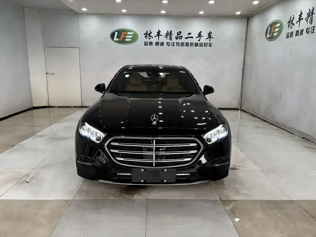 Mercedes-Benz E-Class 2025 из CN, фото 5