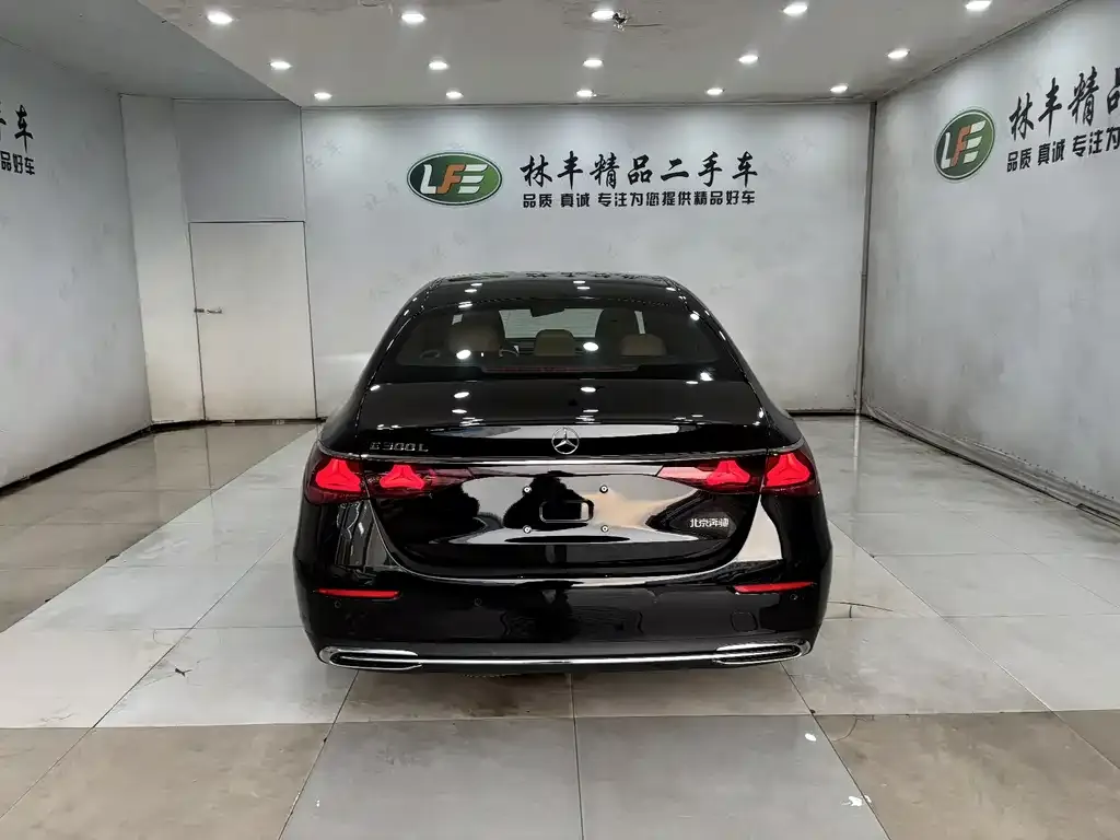 Mercedes-Benz E-Class 2025 из CN, фото 9
