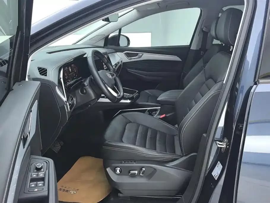 Volkswagen Talagon 2023 из CN, фото 9