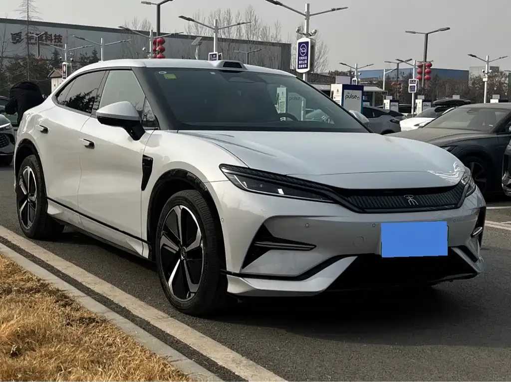 BYD L EV 2025 из CN, фото 5