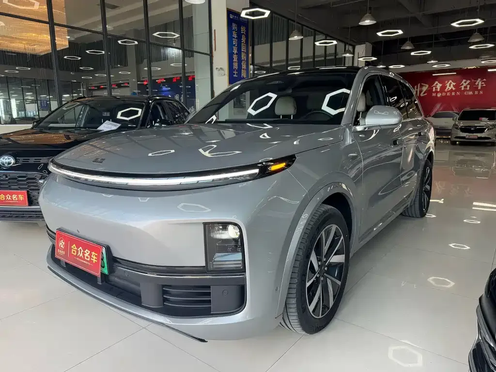 Li Auto L8 2024 из CN, фото 1
