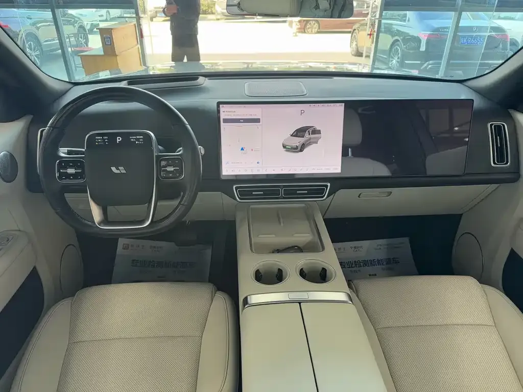 Li Auto L8 2024 из CN, фото 4