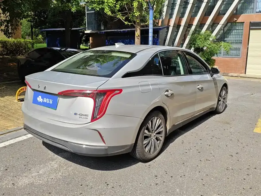 Hongqi E-QM5 2023 из CN, фото 4