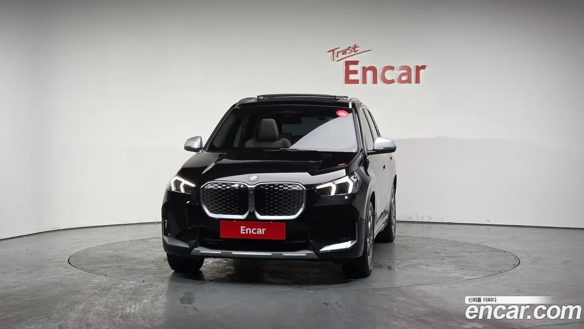 BMW iX1 2024 из KR, фото 2