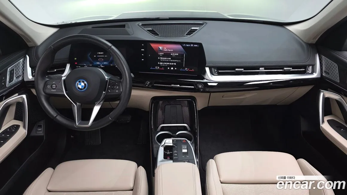 BMW iX1 2024 из KR, фото 4