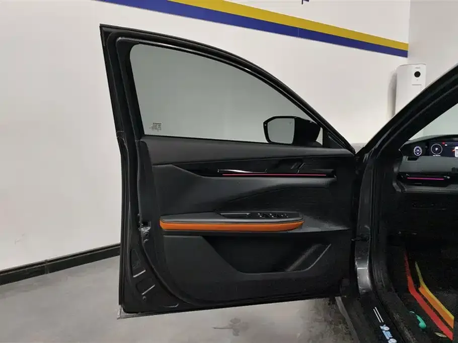 Changan UNI-V 2023 из CN, фото 6