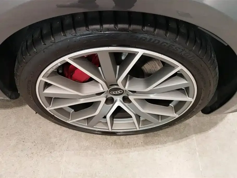 Audi S4 2025 из CN, фото 3