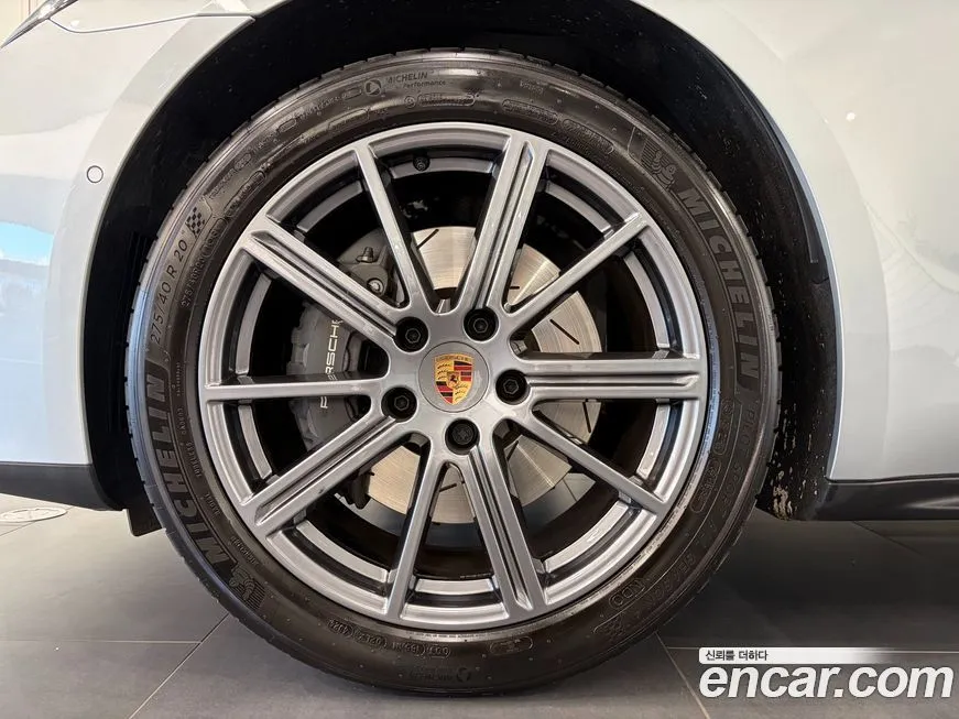 Porsche Panamera 2025 из KR, фото 3