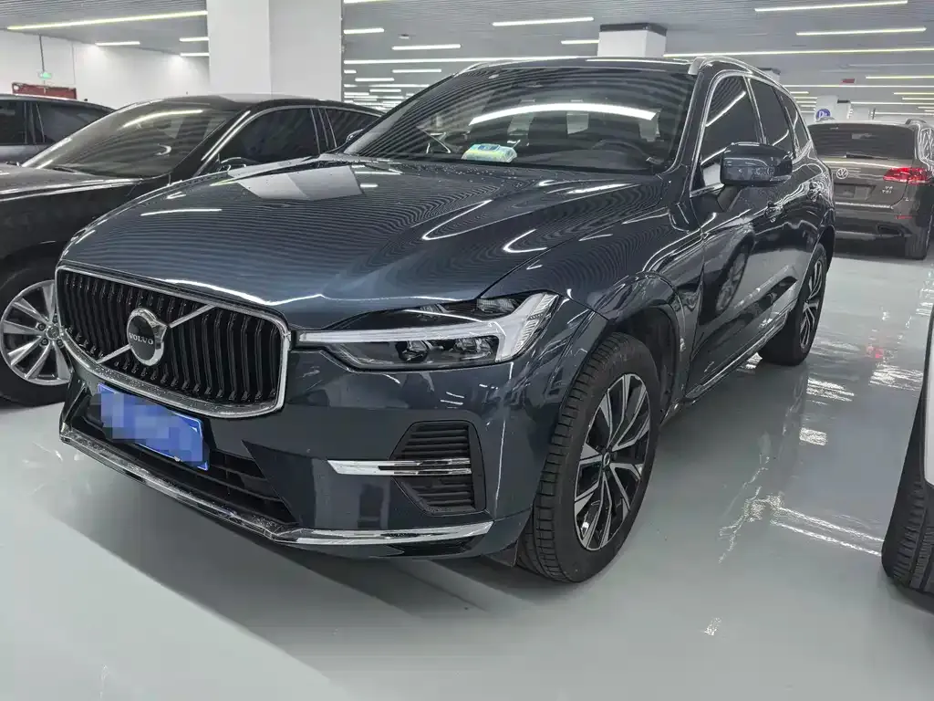 Volvo XC60 2024 из CN, фото 1