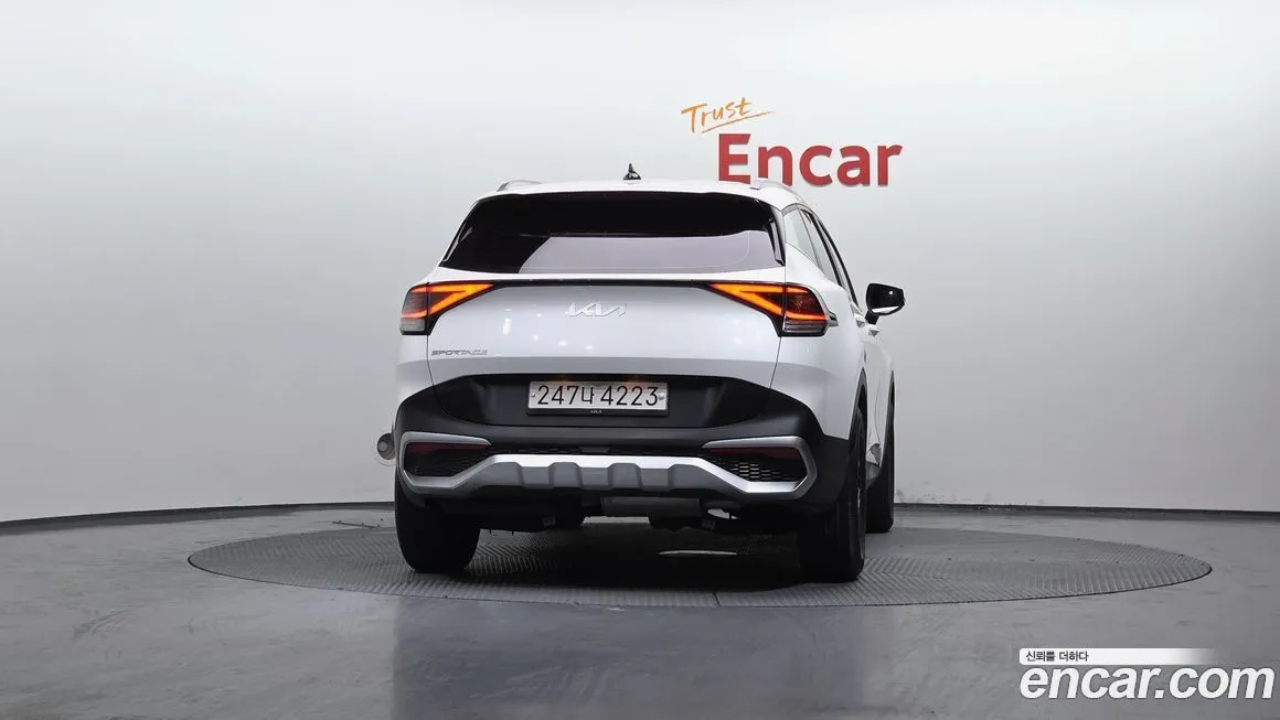 Kia Sportage — фото 10