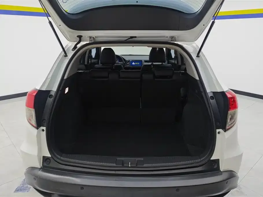 Honda Vezel 2022 из CN, фото 9