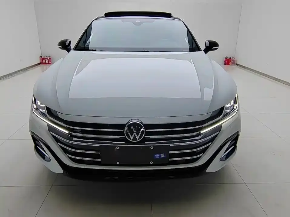 Volkswagen CC 2024 из CN, фото 8
