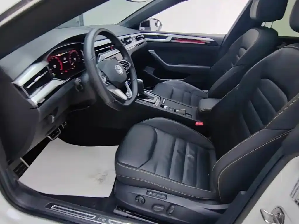 Volkswagen CC 2024 из CN, фото 3